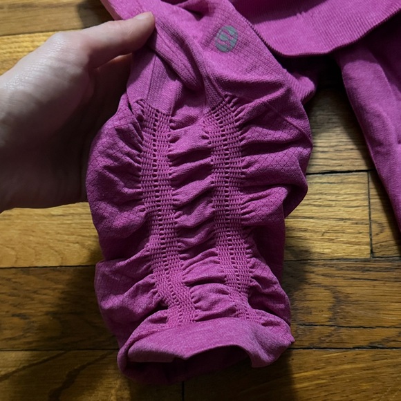 lululemon athletica Magenta below the knee Leggings - Picture 3 of 4